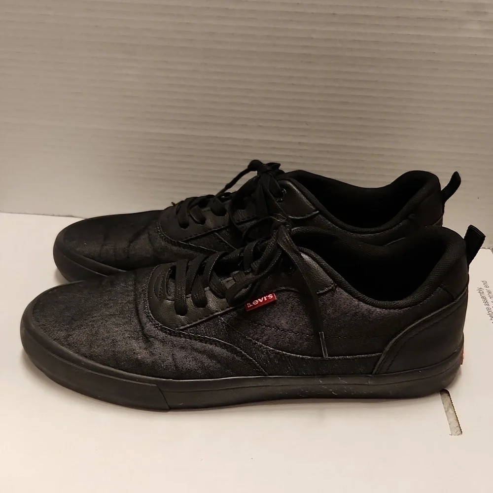 Levis Shoes Mens Size 13 Comfort Sneakers